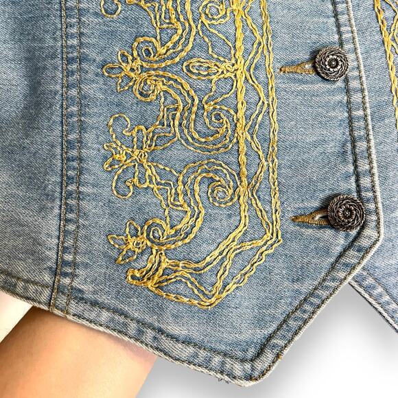 Vintage Liz Wear Gold Embroidered Denim Western Vest Women's Size M - Picture 6 of 7